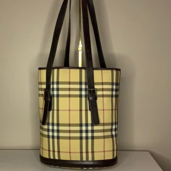 Burberry Nova Check Bucket Bag Tote in Coated Canvas (9.5" x 11") - Picture 7 of 14